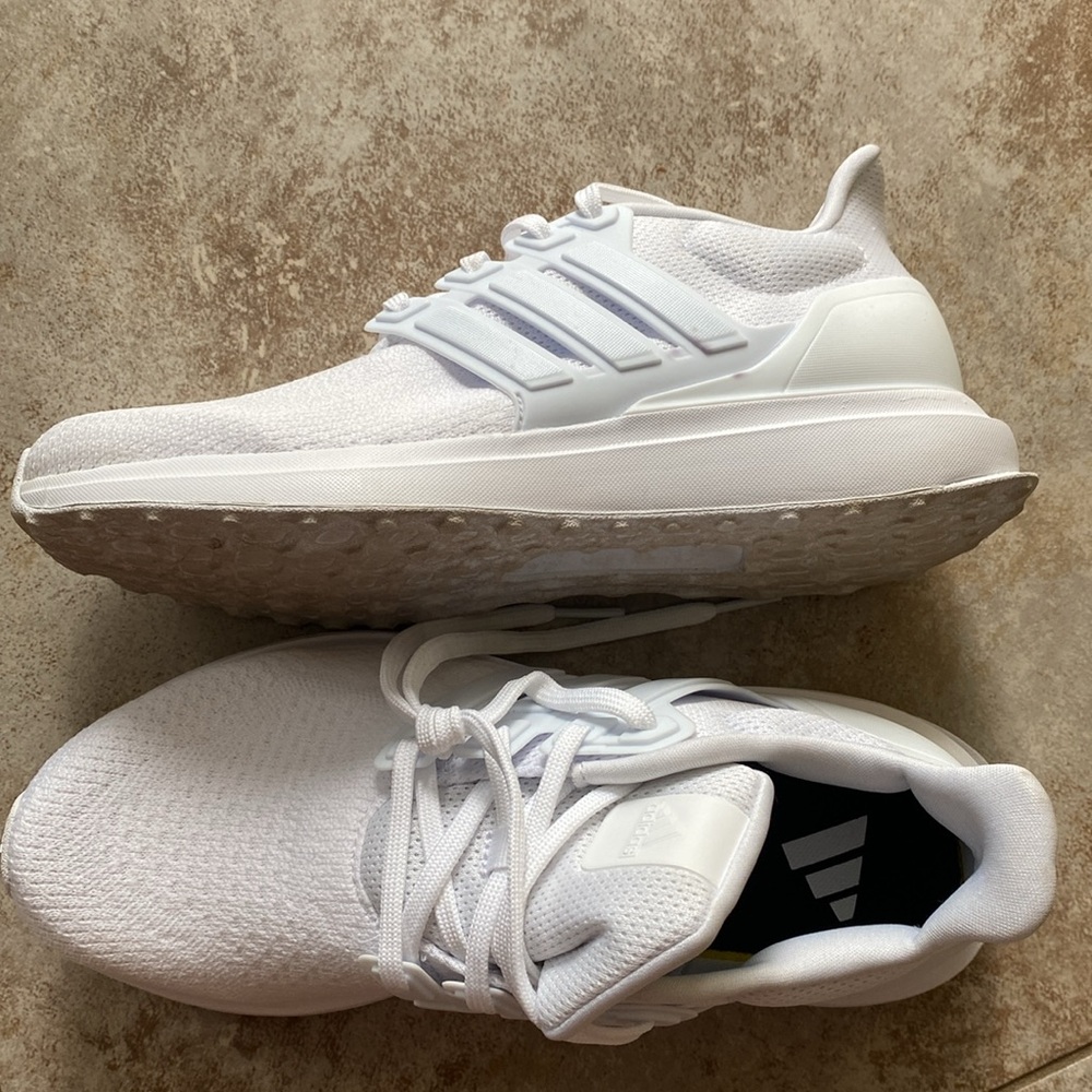 Adidas Women's Ubounce DNA Sneaker - Picture 10 of 15